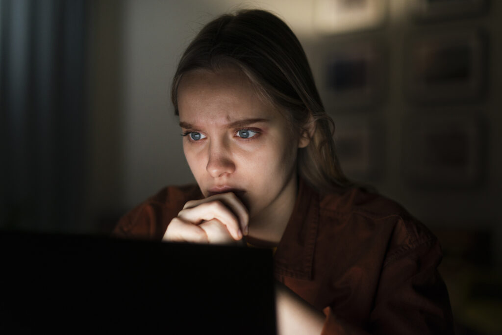 rischi onlyfans diffusione non autorizzata di contenuti